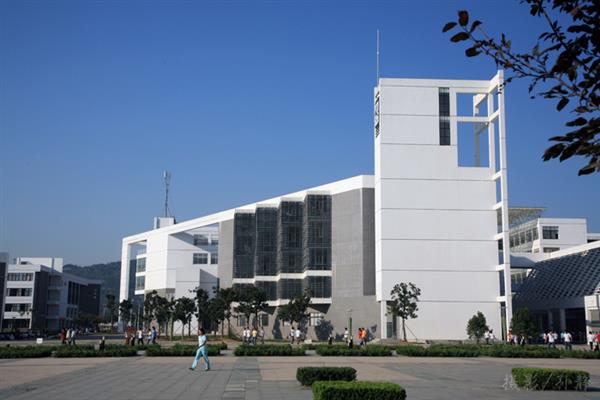 日照職業(yè)技術(shù)學(xué)院飛行器制造技術(shù)專業(yè)都會學(xué)習(xí)哪些課程？